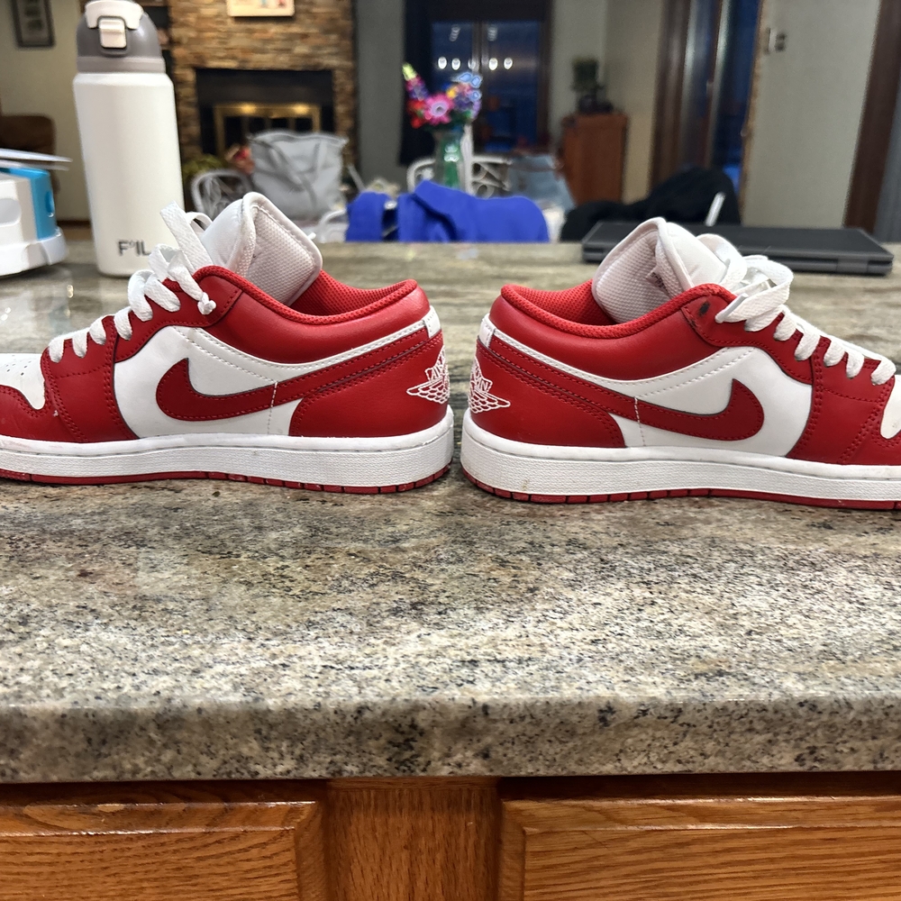 Men's Jordan 1 Low Summit White/Varsity Red Sz 7 - Picture 3 of 8